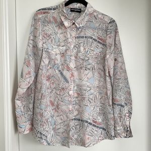 Karl Lagerfeld Silky blouse with two front pockets.